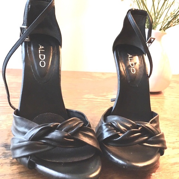 ALDO black stilettos - Picture 3 of 7